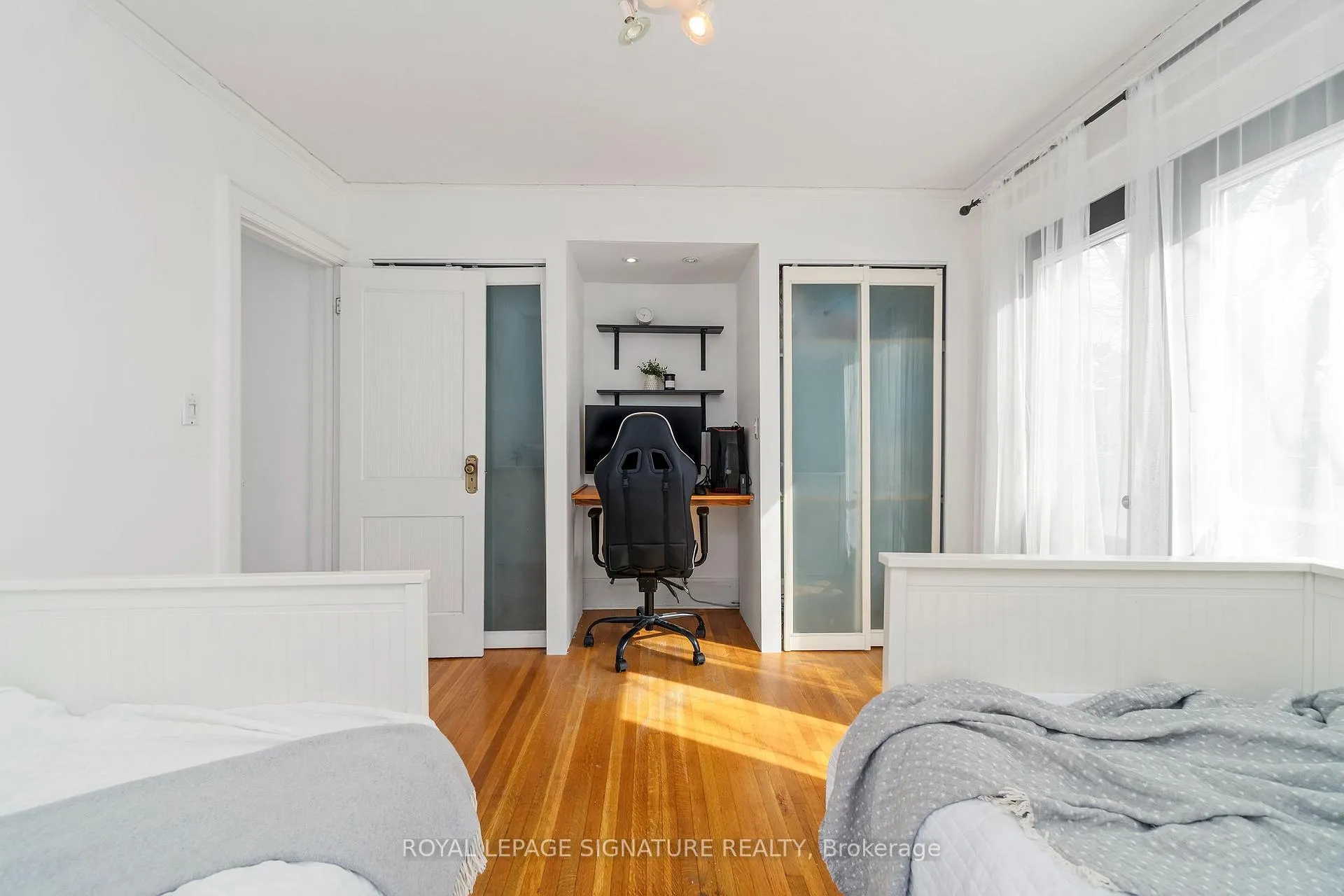 Photo 22 of 32 Kerr Road, Toronto, Greenwood-Coxwell — HOMEH