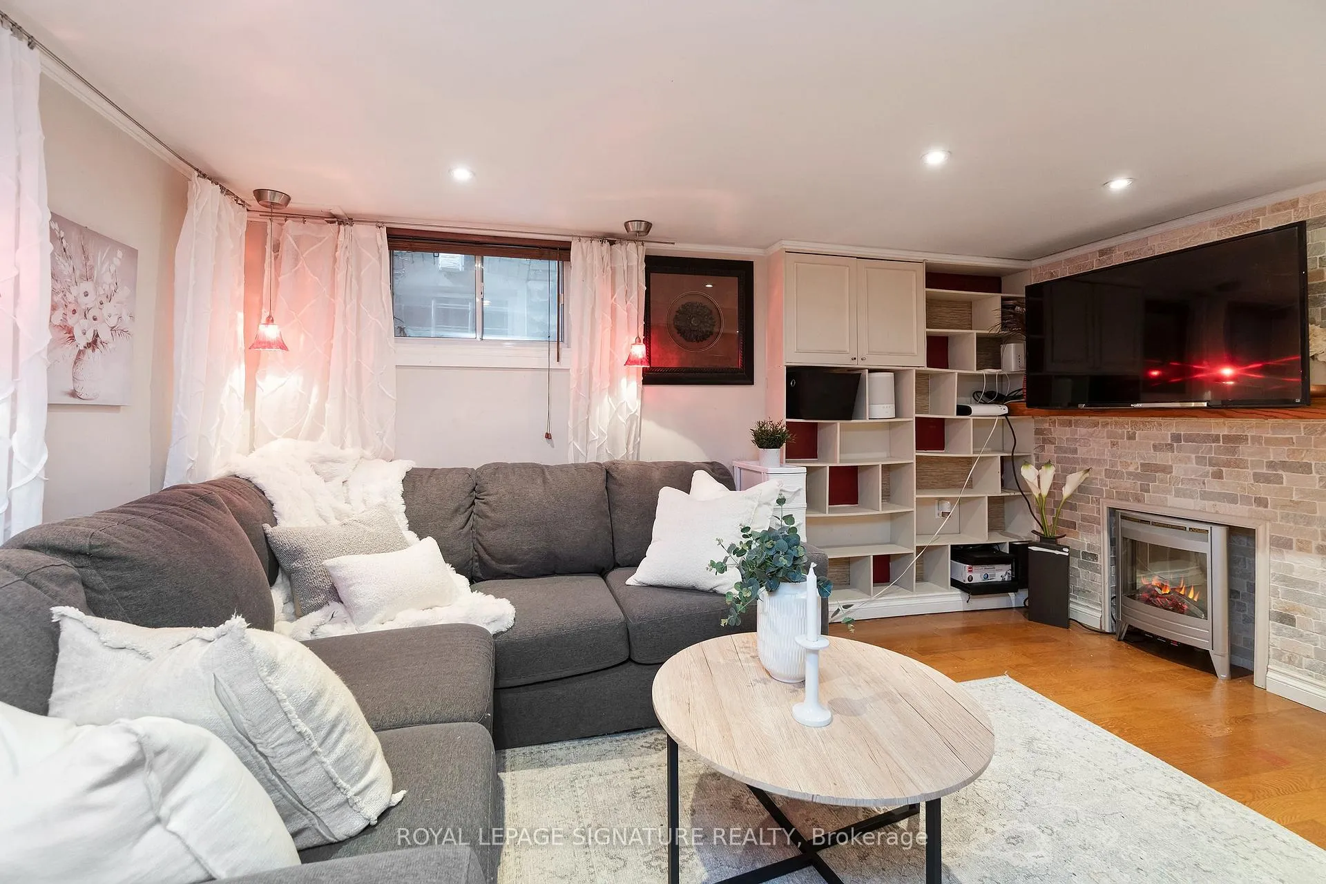 Photo 26 of 32 Kerr Road, Toronto, Greenwood-Coxwell — HOMEH