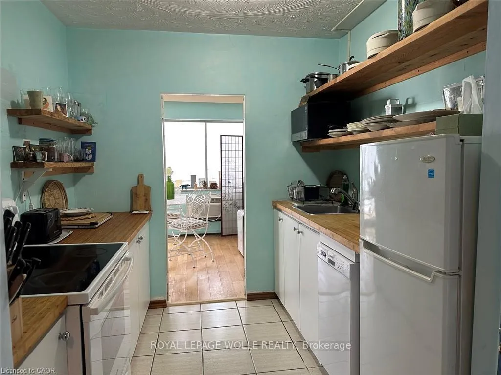 Photo 19 of Unit 703, 45 Westmount Road N, Waterloo — HOMEH