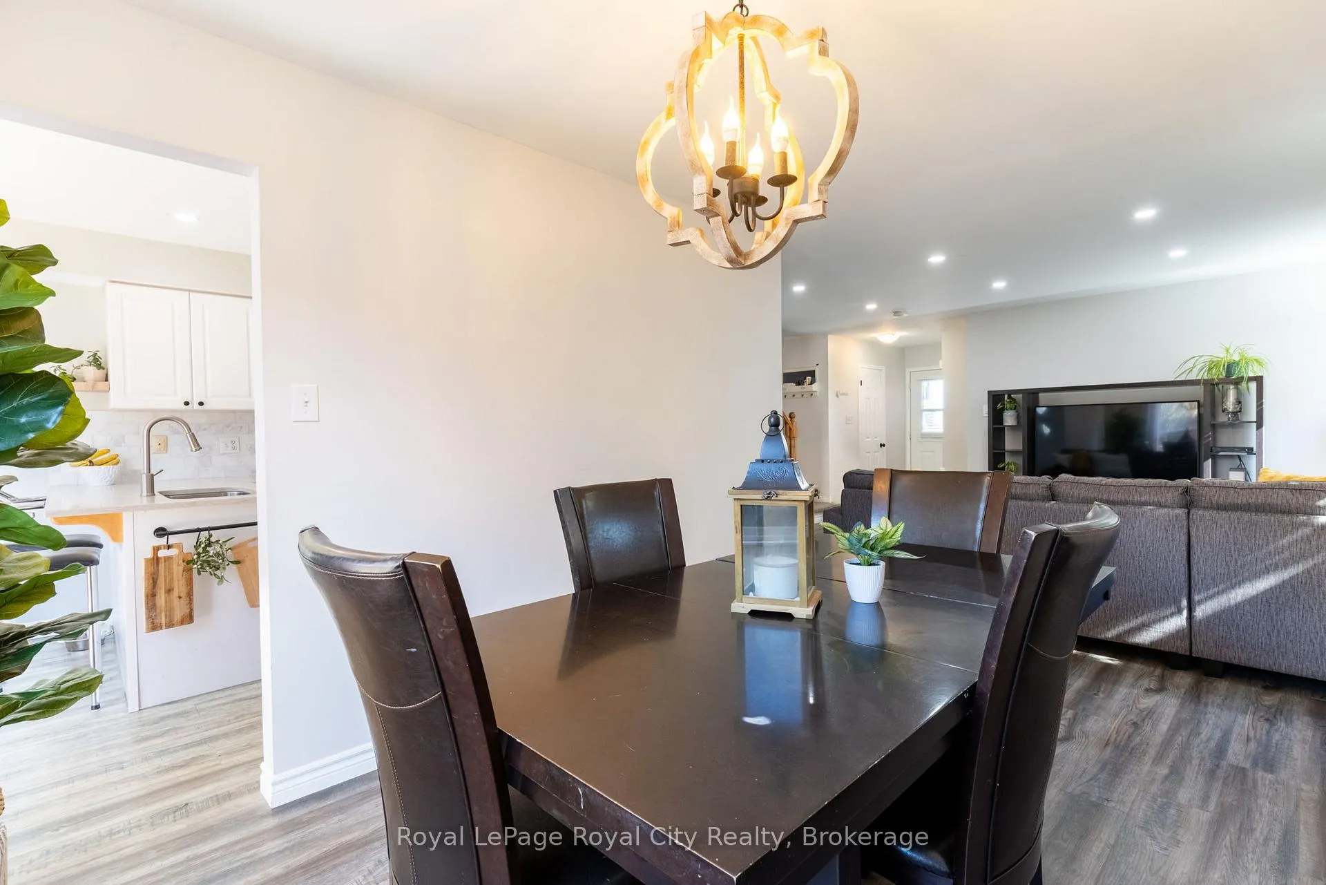 Photo 14 of 22 Law Drive, Guelph, Grange Road — HOMEH
