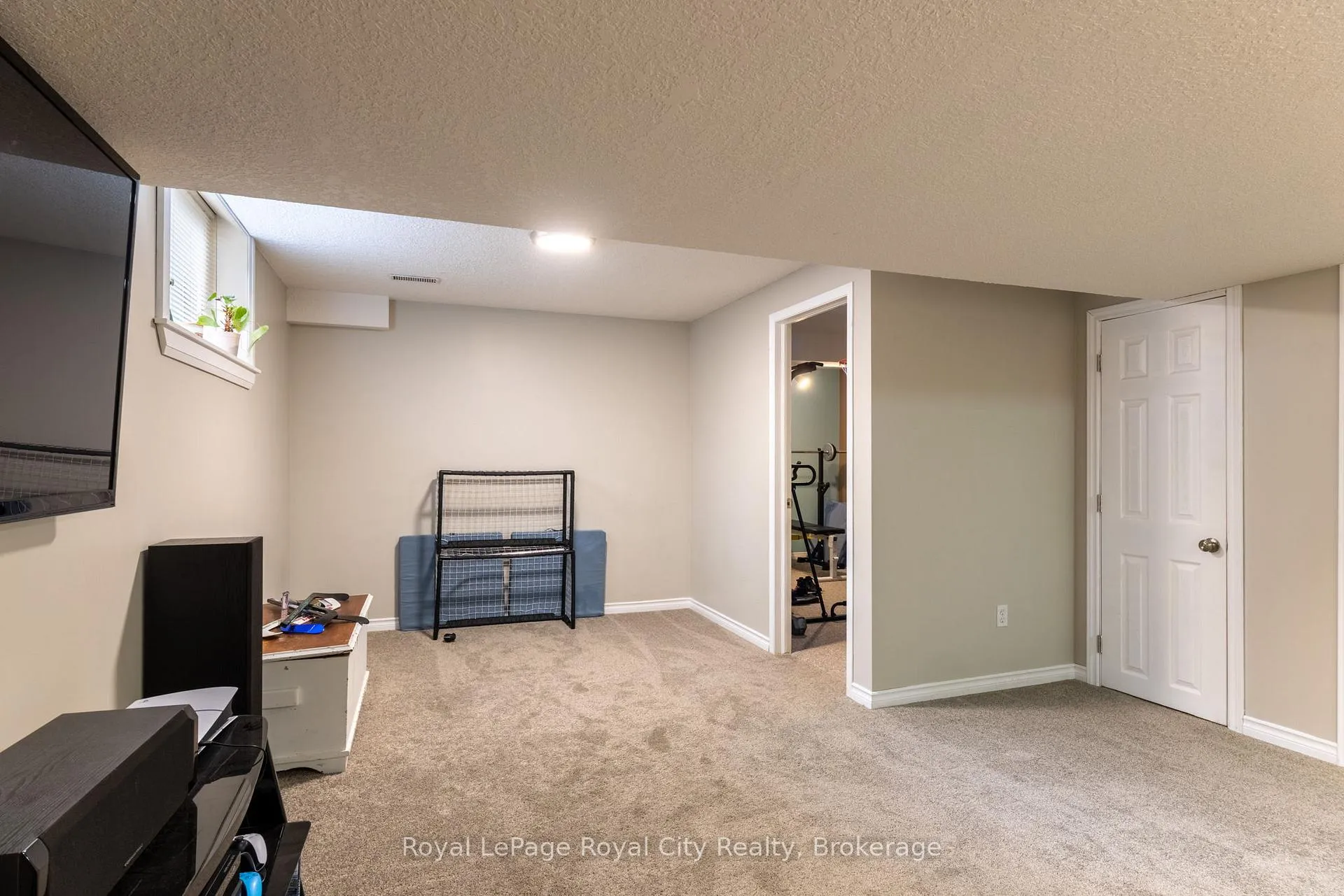 Photo 30 of 22 Law Drive, Guelph, Grange Road — HOMEH