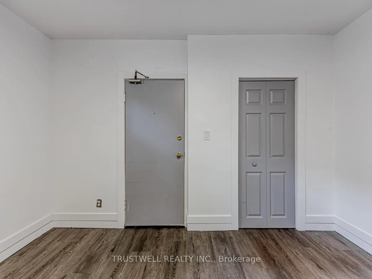 Photo 2 of Unit 1, 105 Mary Street E, Whitby, Downtown Whitby — HOMEH
