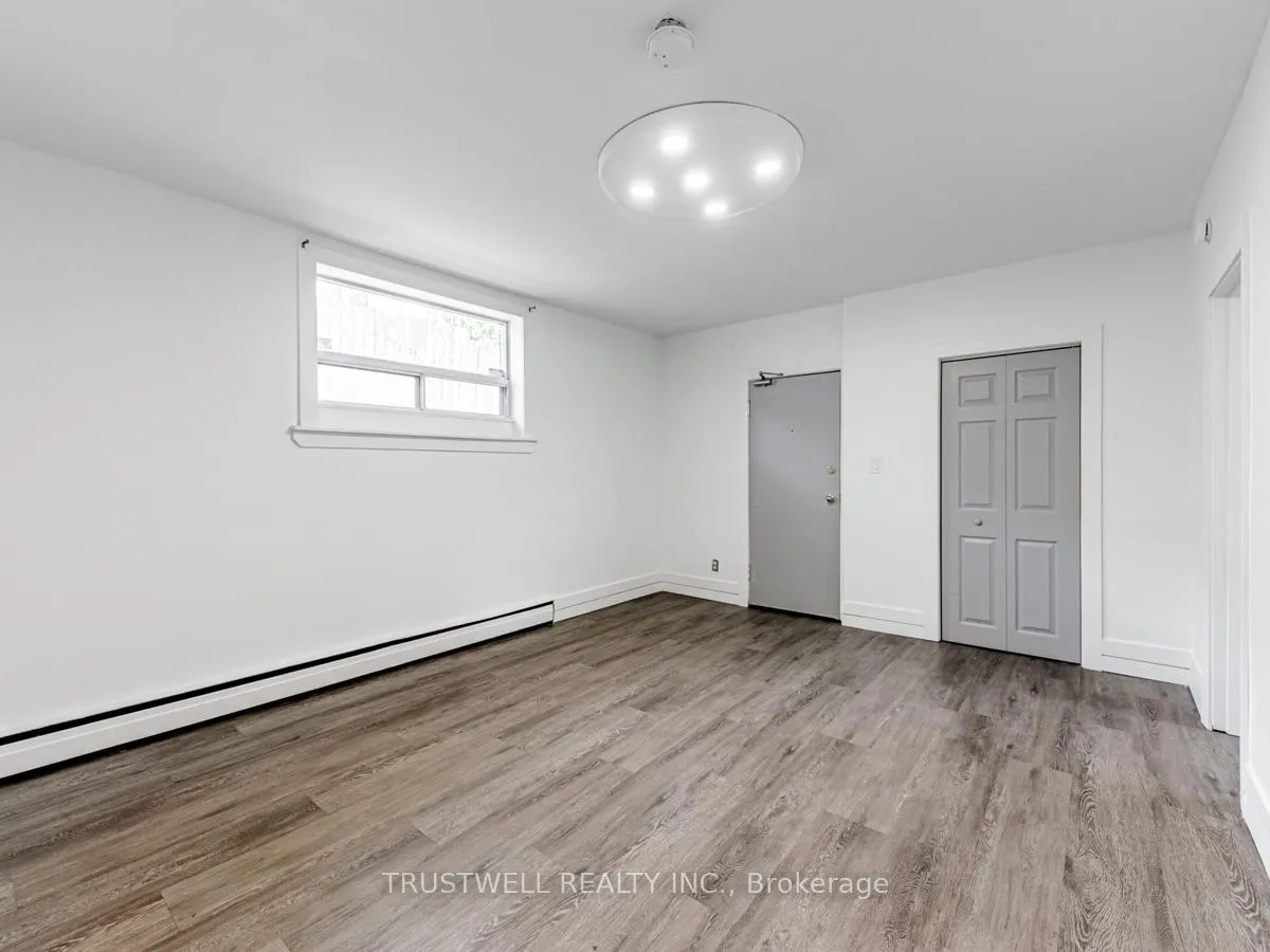 Photo 4 of Unit 1, 105 Mary Street E, Whitby, Downtown Whitby — HOMEH