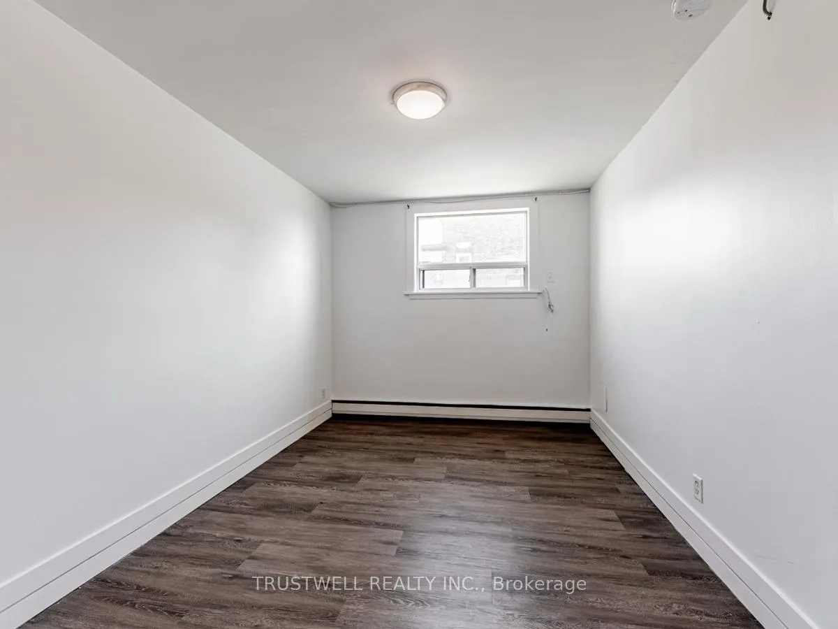 Photo 5 of Unit 1, 105 Mary Street E, Whitby, Downtown Whitby — HOMEH