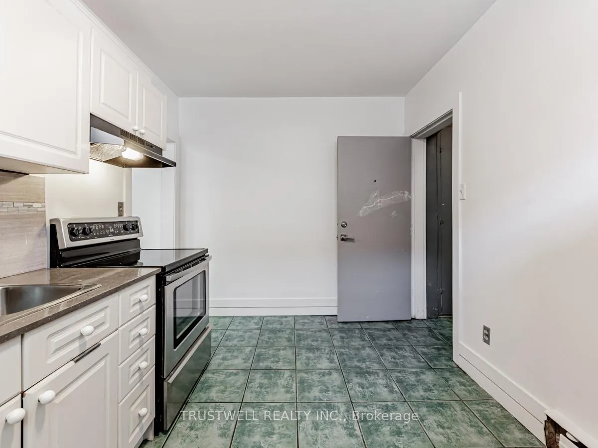 Photo 13 of Unit 1, 105 Mary Street E, Whitby, Downtown Whitby — HOMEH