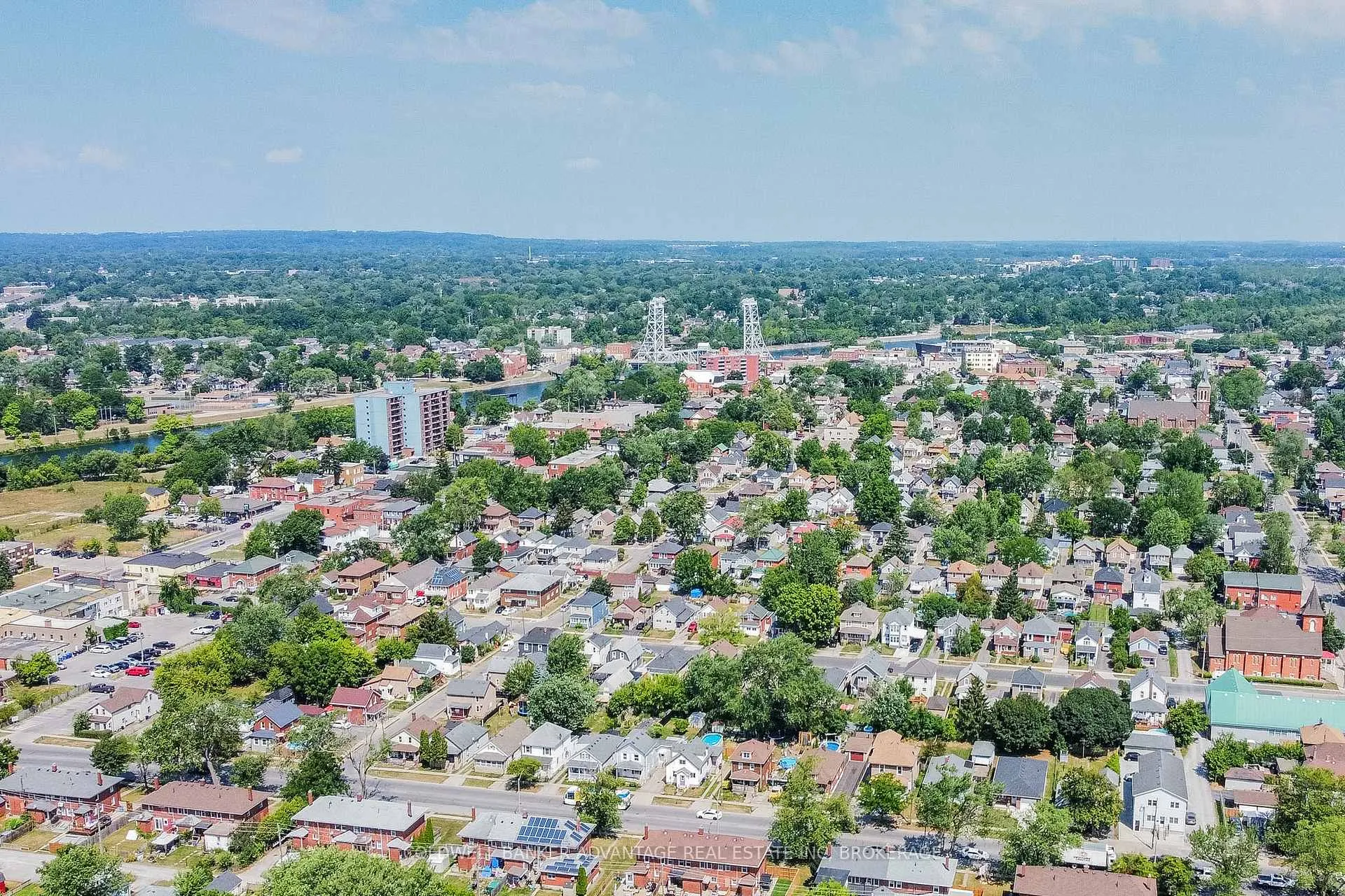 Photo 44 of 79 Second Street, Welland, Lincoln/Crowland — HOMEH