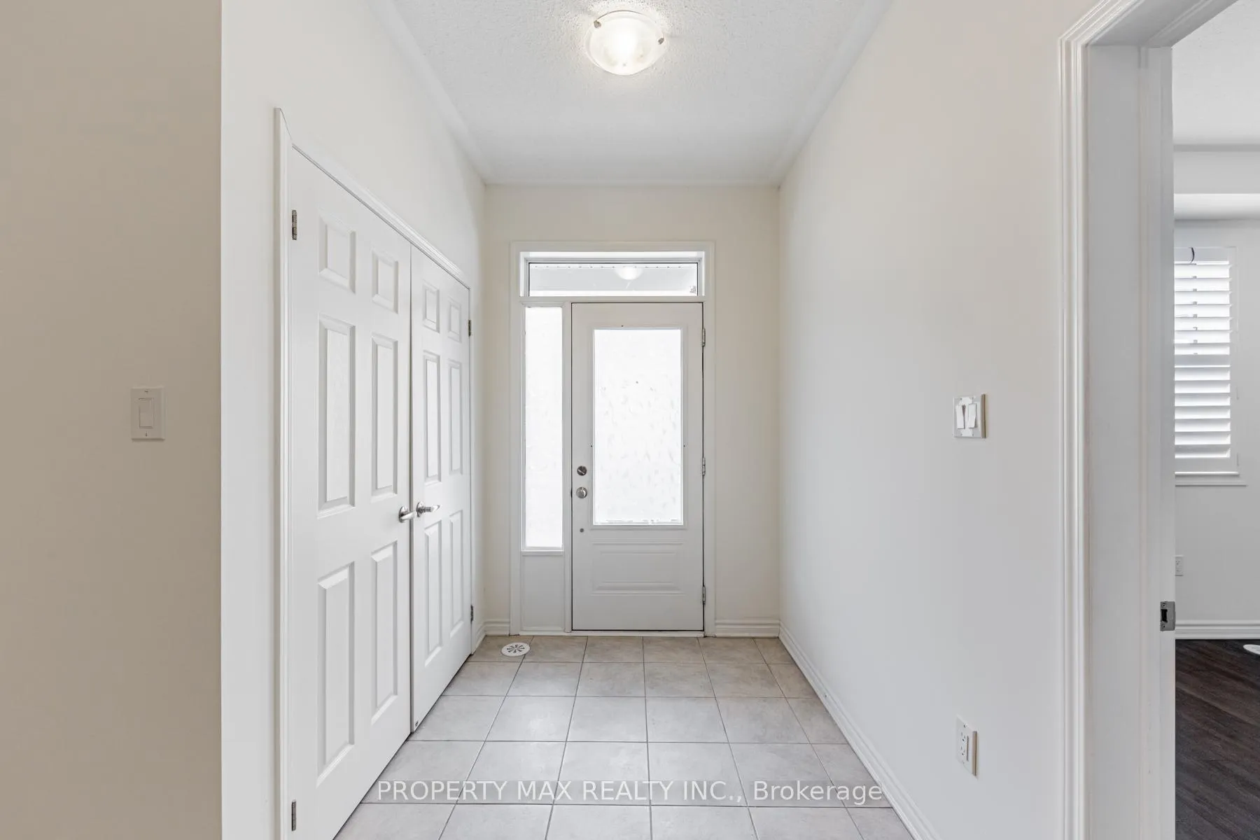 Photo 2 of 8 Thomas Swanson Street, Markham, Cornell — HOMEH