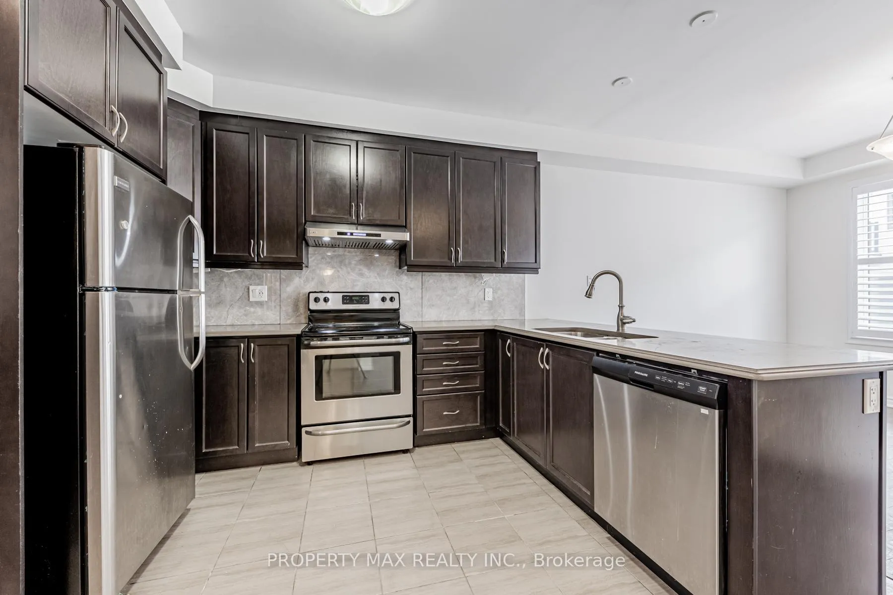 Photo 11 of 8 Thomas Swanson Street, Markham, Cornell — HOMEH
