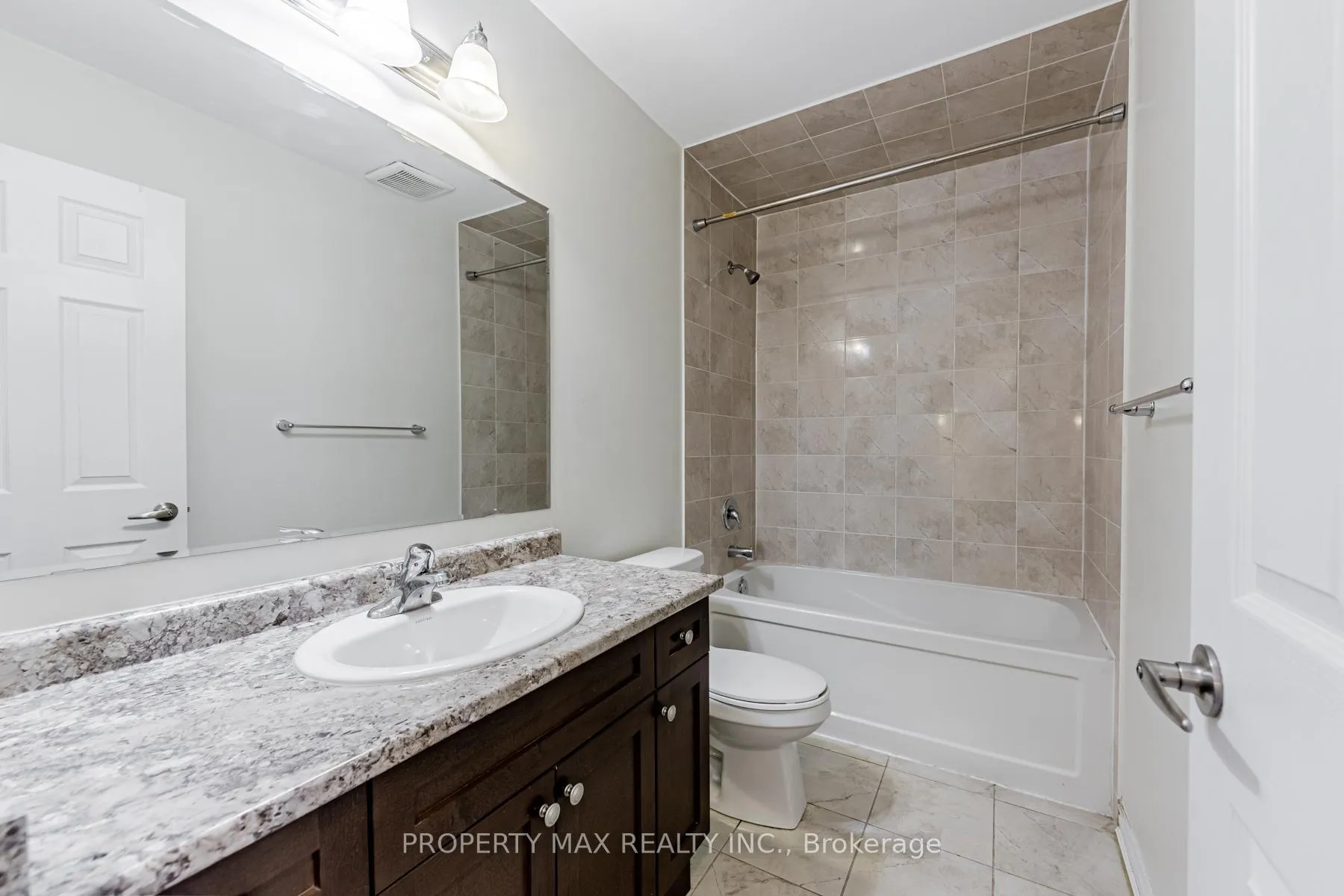 Photo 21 of 8 Thomas Swanson Street, Markham, Cornell — HOMEH