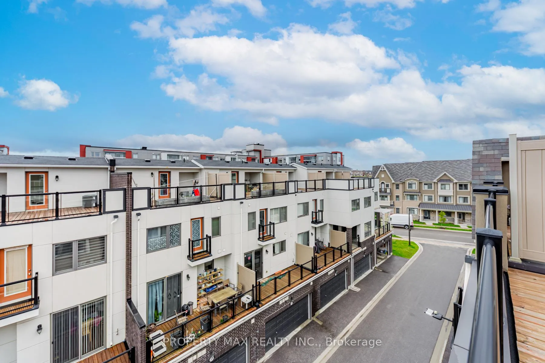 Photo 30 of 8 Thomas Swanson Street, Markham, Cornell — HOMEH