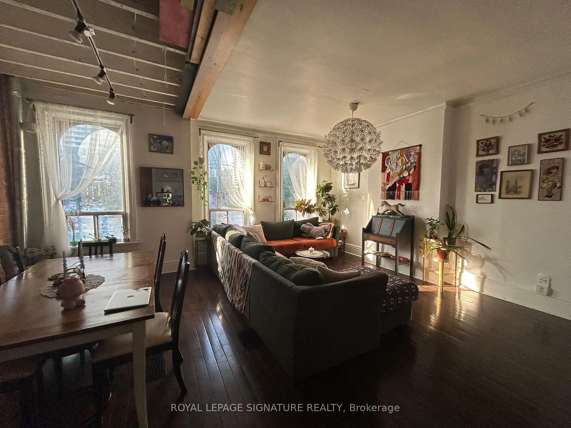 Photo 3 of Unit Upper, 263 Wellesley Street E, Toronto, Cabbagetown-South St. James Town — HOMEH