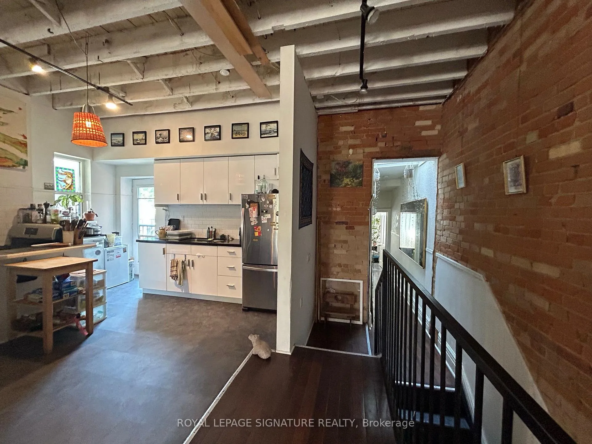 Photo 6 of Unit Upper, 263 Wellesley Street E, Toronto, Cabbagetown-South St. James Town — HOMEH