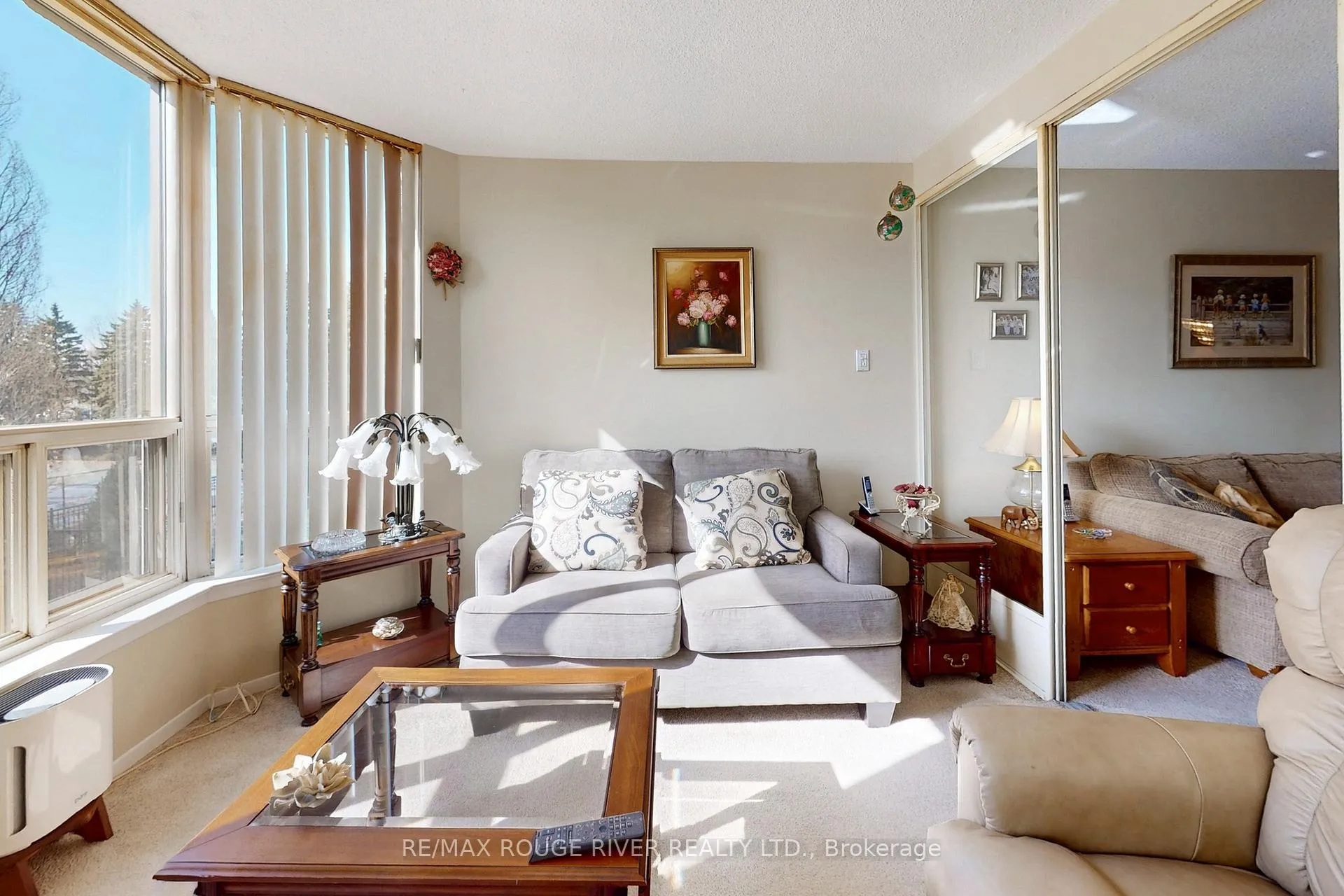 Photo 11 of Unit 207, 1890 Valley Farm Road, Pickering, Town Centre — HOMEH