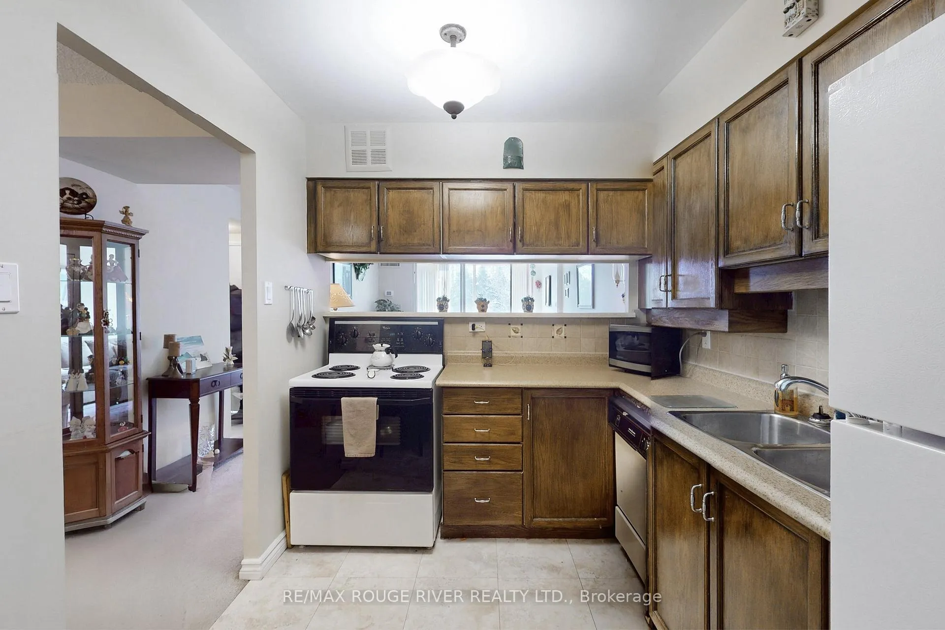 Photo 12 of Unit 207, 1890 Valley Farm Road, Pickering, Town Centre — HOMEH