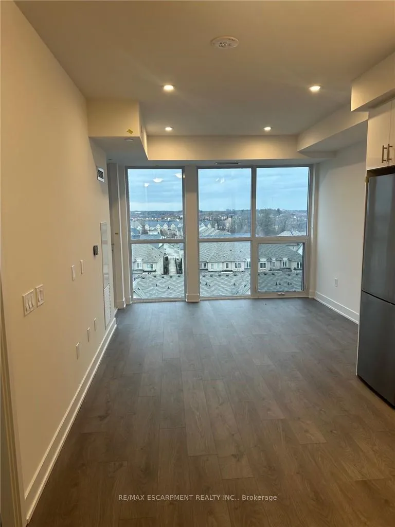 Photo 3 of Unit 727, 2343 Khalsa Gate, Oakville, Westmount — HOMEH