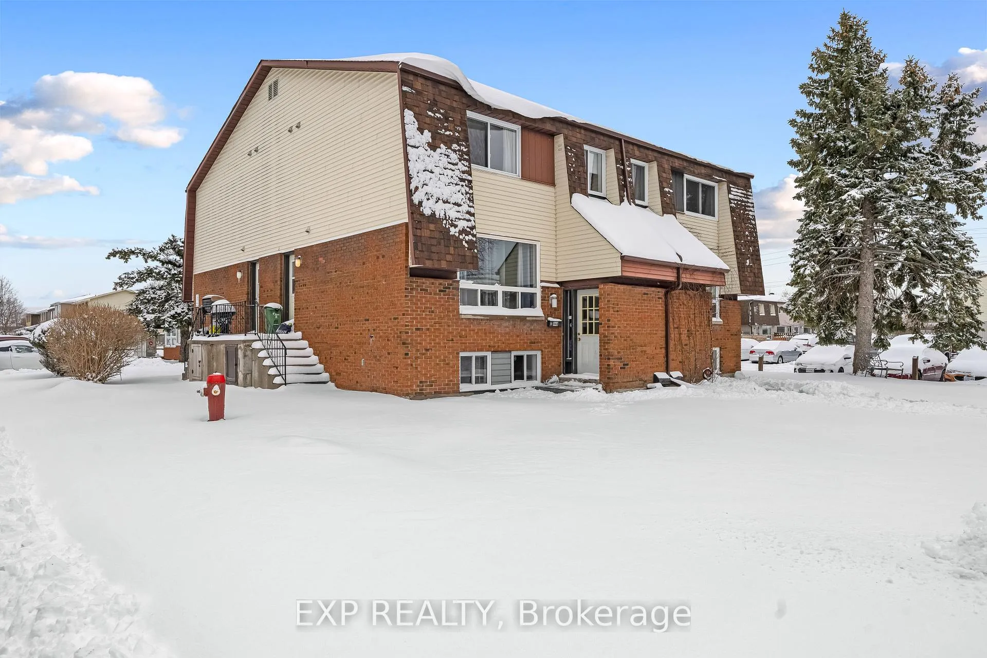 Photo 2 of Unit 52, 44A Woodvale Green, Ottawa, Craig Henry/Woodvale — HOMEH
