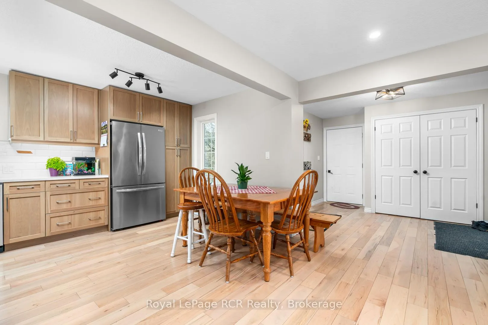 Photo 6 of 6206 12th Line, Minto — HOMEH