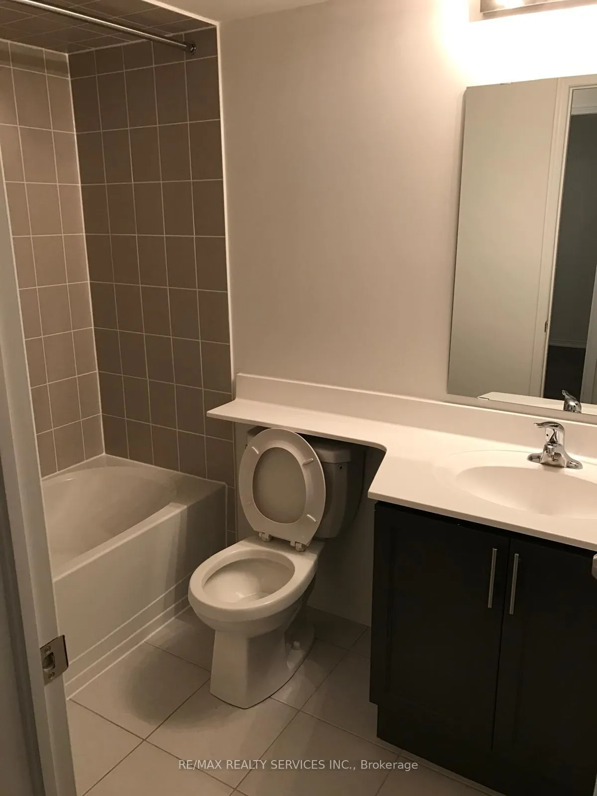 Photo 6 of 2500 Post Road, Oakville, River Oaks — HOMEH