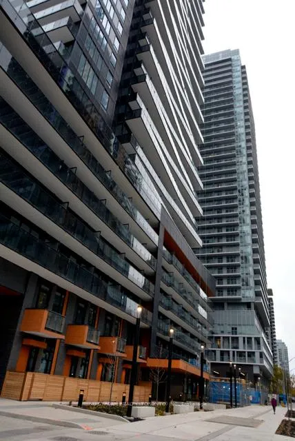 Photo 1 of Unit 406, 117 Broadway Avenue, Toronto, Mount Pleasant West — HOMEH