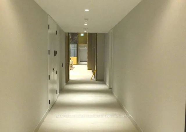 Photo 5 of Unit 406, 117 Broadway Avenue, Toronto, Mount Pleasant West — HOMEH
