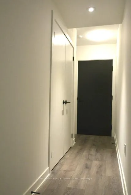 Photo 9 of Unit 406, 117 Broadway Avenue, Toronto, Mount Pleasant West — HOMEH