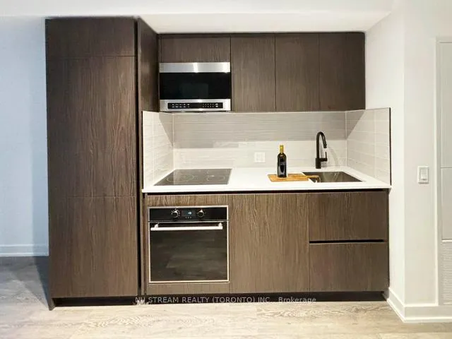 Photo 21 of Unit 406, 117 Broadway Avenue, Toronto, Mount Pleasant West — HOMEH