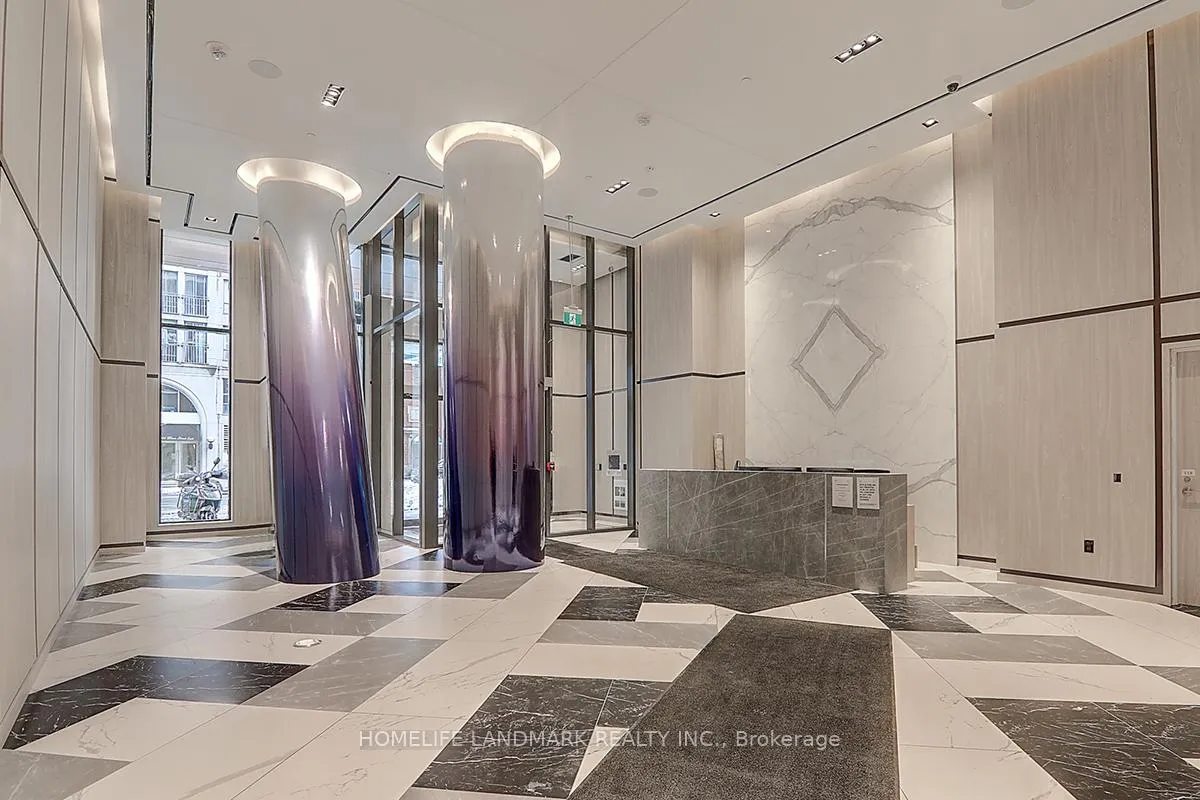 Photo 3 of Unit 4303, 395 Bloor Street E, Toronto, North St. James Town — HOMEH