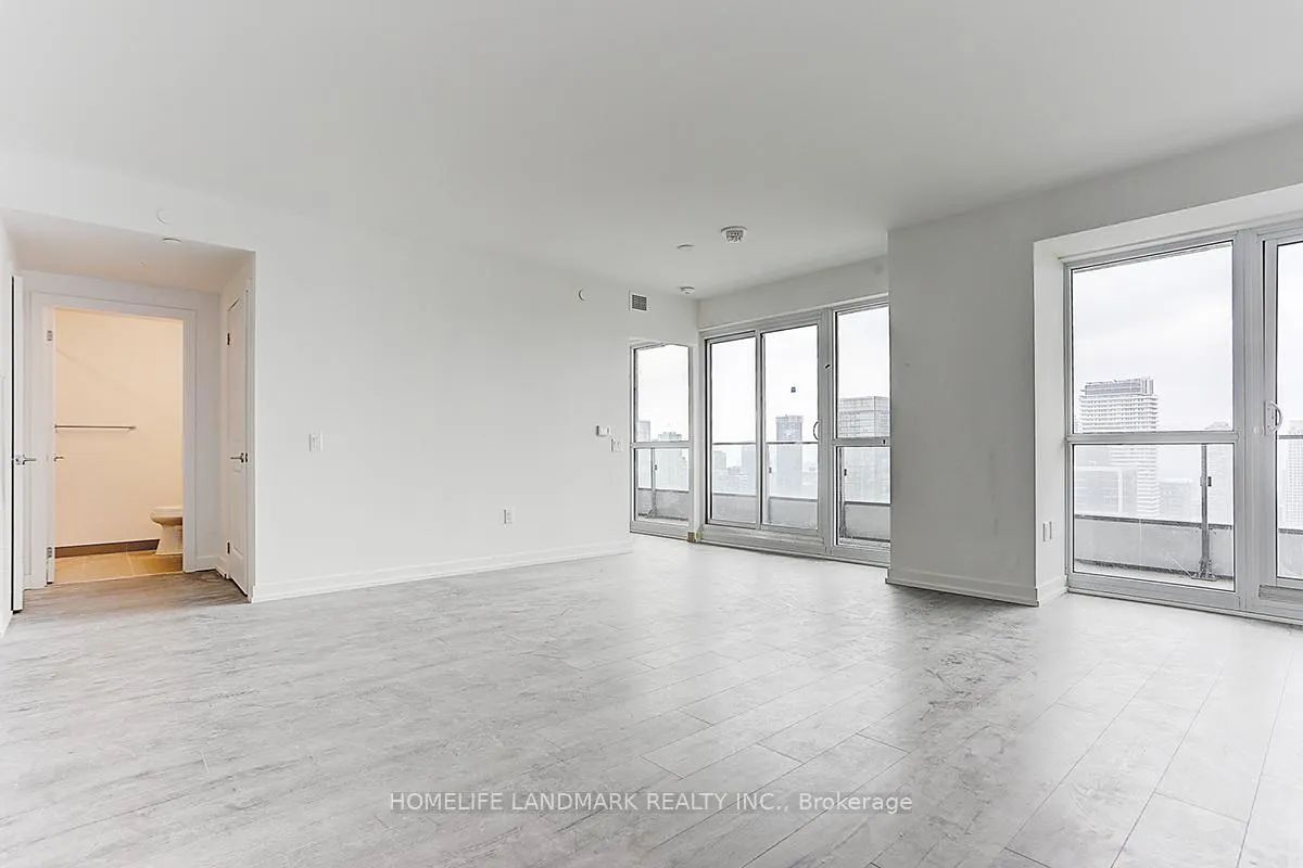Photo 9 of Unit 4303, 395 Bloor Street E, Toronto, North St. James Town — HOMEH