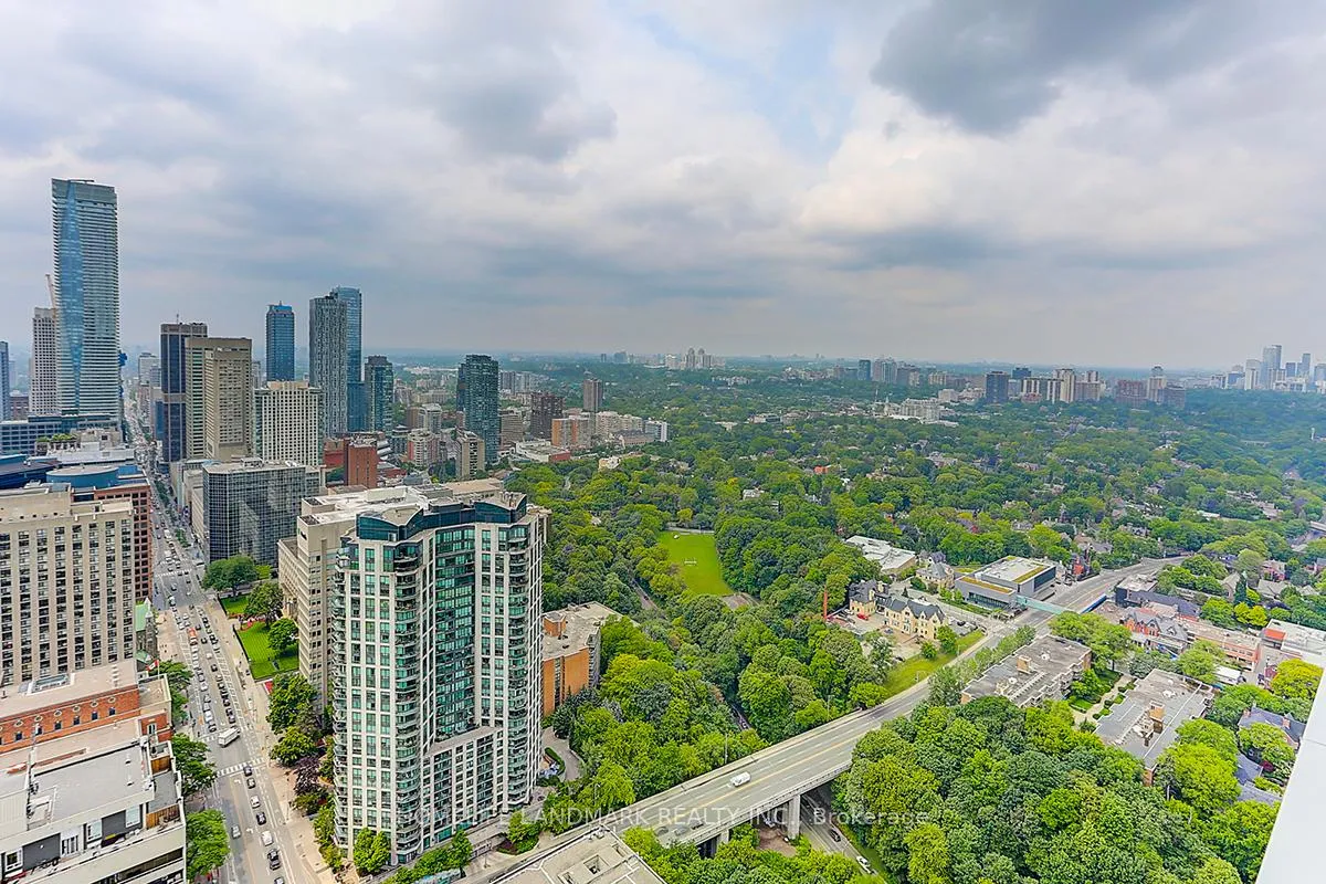 Photo 34 of Unit 4303, 395 Bloor Street E, Toronto, North St. James Town — HOMEH