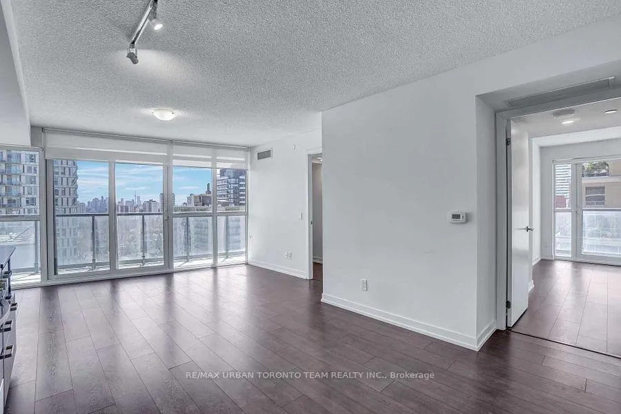 Photo 7 of Unit 1908, 125 Redpath Street, Toronto, Mount Pleasant East — HOMEH