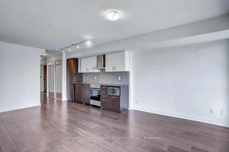 Photo 10 of Unit 1908, 125 Redpath Street, Toronto, Mount Pleasant East — HOMEH