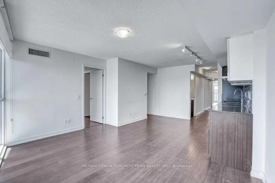 Photo 12 of Unit 1908, 125 Redpath Street, Toronto, Mount Pleasant East — HOMEH