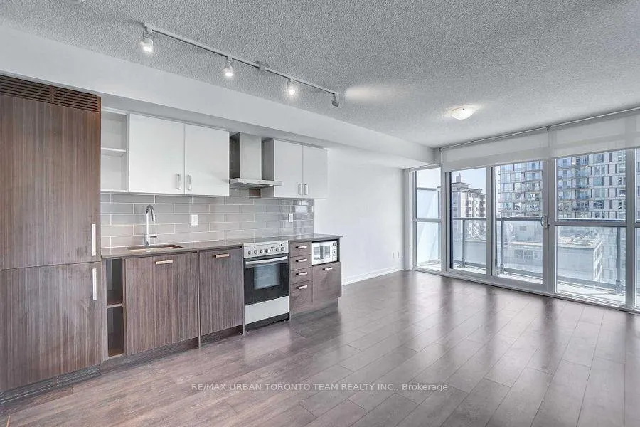 Photo 13 of Unit 1908, 125 Redpath Street, Toronto, Mount Pleasant East — HOMEH