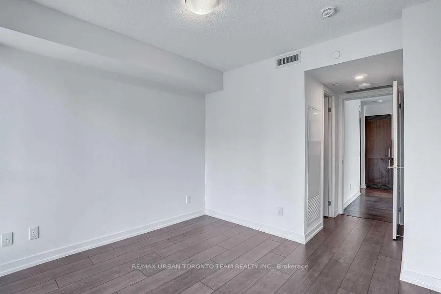 Photo 17 of Unit 1908, 125 Redpath Street, Toronto, Mount Pleasant East — HOMEH