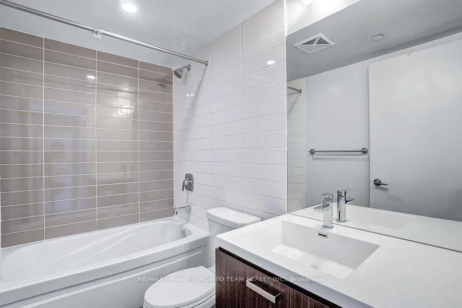 Photo 19 of Unit 1908, 125 Redpath Street, Toronto, Mount Pleasant East — HOMEH