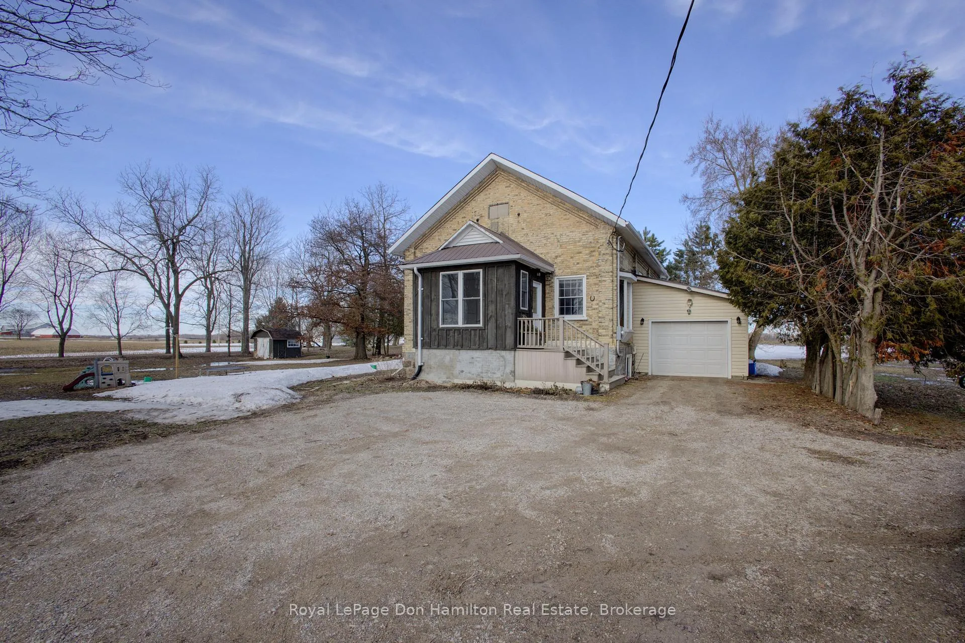 Photo 2 of 8539 Concession 8, Mapleton, Rural Mapleton — HOMEH