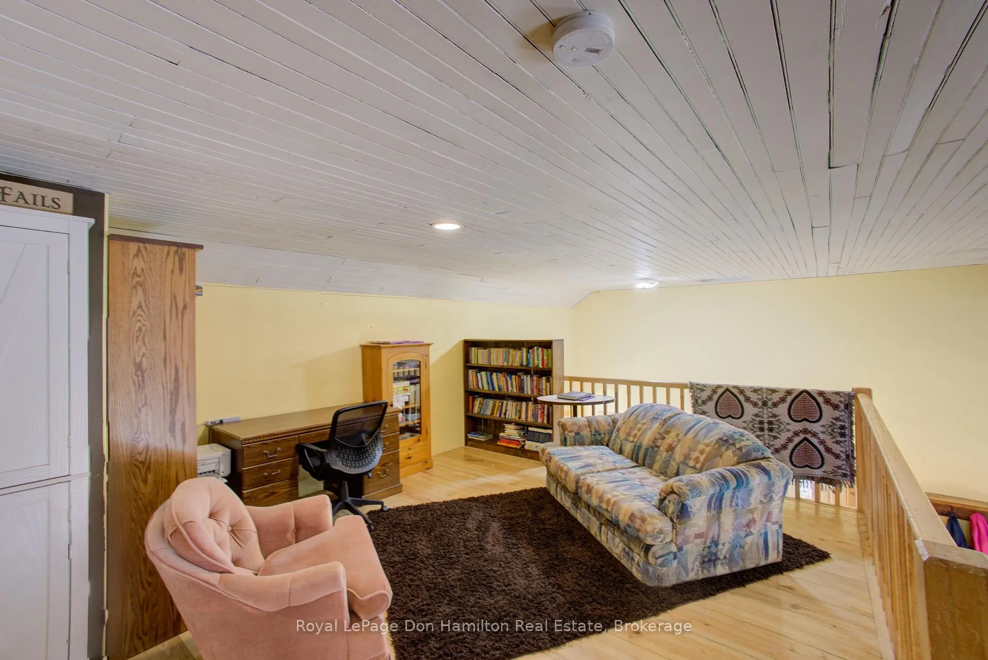 Photo 19 of 8539 Concession 8, Mapleton, Rural Mapleton — HOMEH