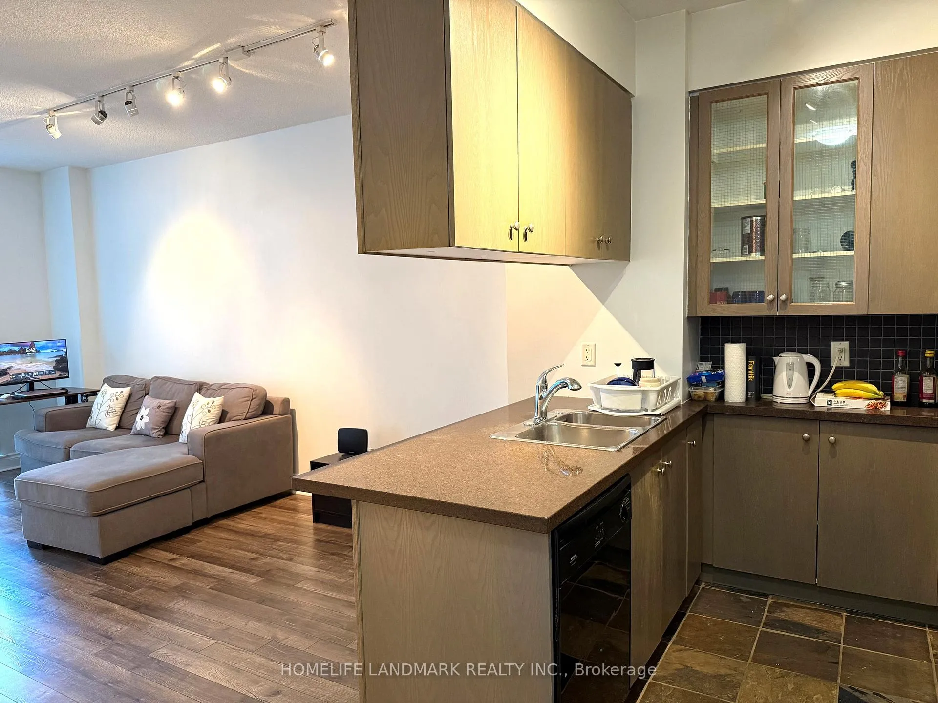 Photo 4 of Unit 311, 70 Alexander Street, Toronto, Church-Yonge Corridor — HOMEH