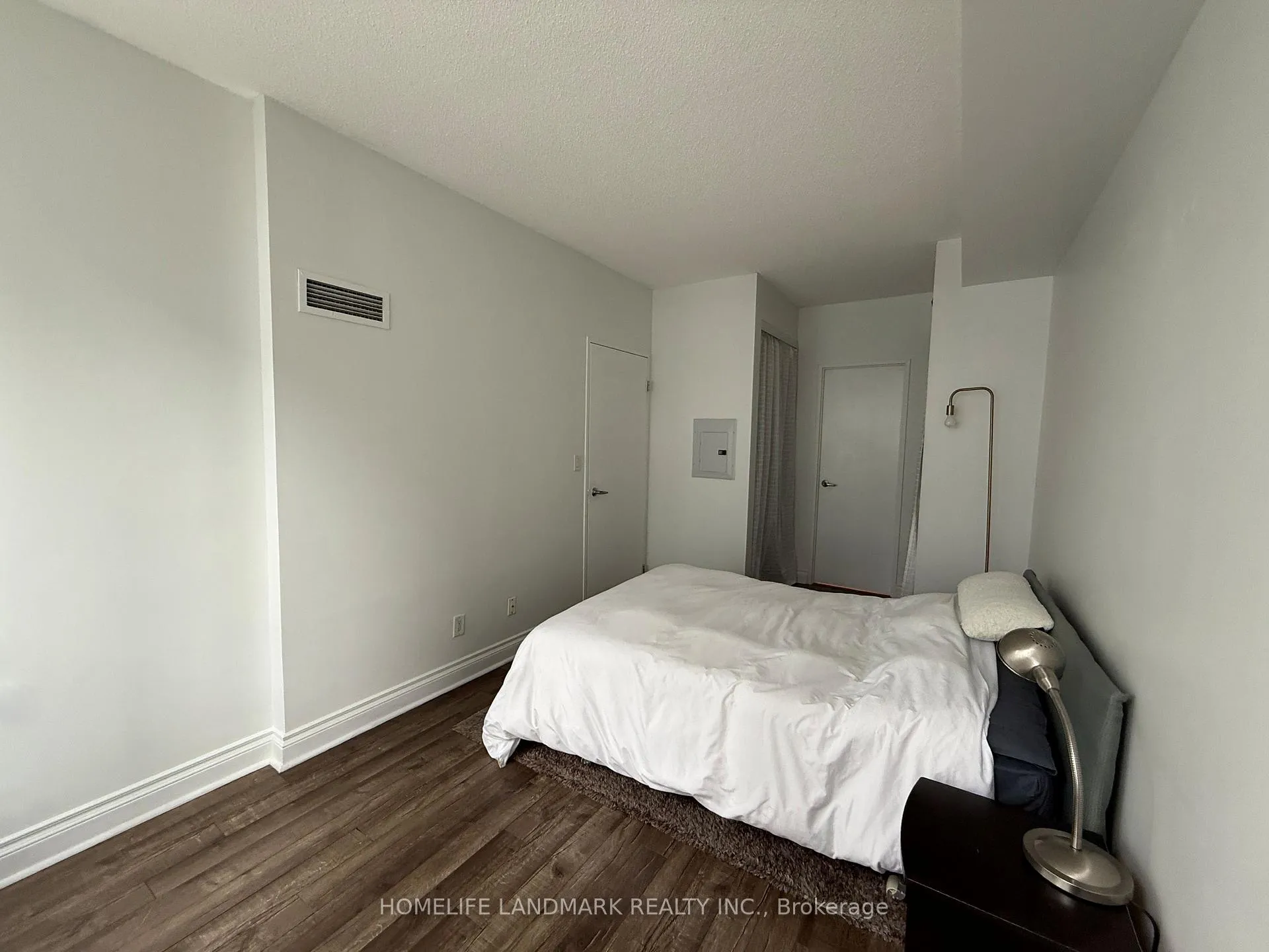Photo 8 of Unit 311, 70 Alexander Street, Toronto, Church-Yonge Corridor — HOMEH