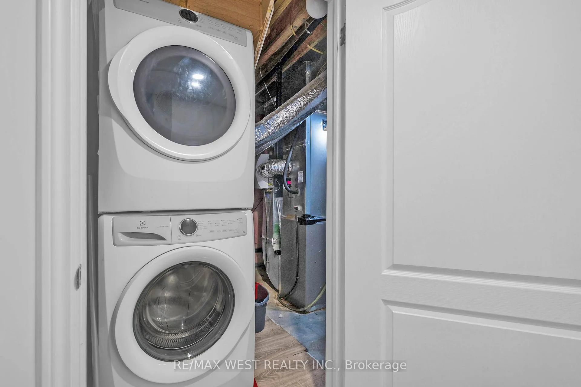 Photo 15 of Unit Basement, 25 Faders Drive, Brampton, Northwest Brampton — HOMEH