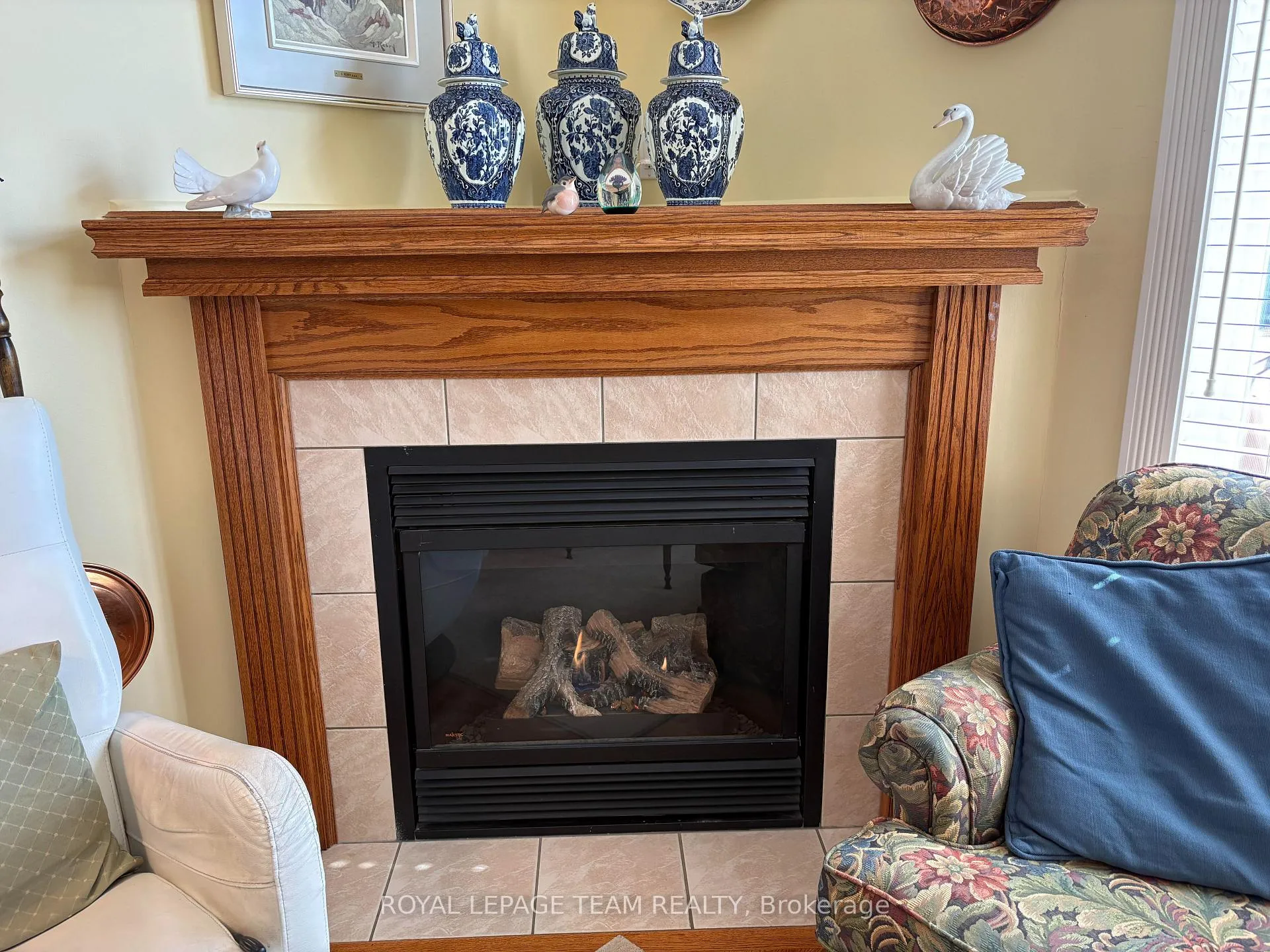 Photo 10 of 34 Goldora Private, Ottawa, Kanata - Kanata Lakes/Heritage Hills — HOMEH