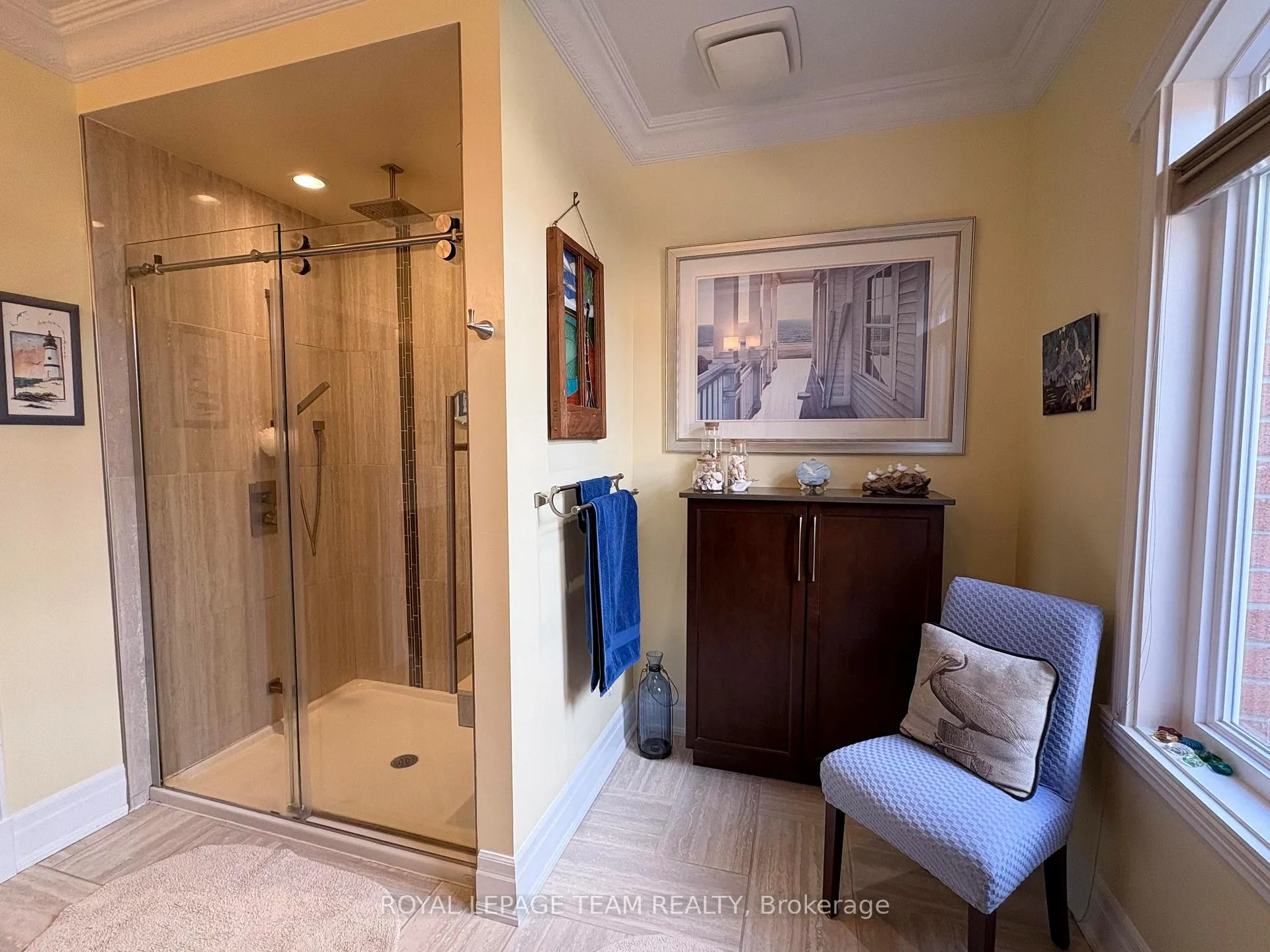 Photo 18 of 34 Goldora Private, Ottawa, Kanata - Kanata Lakes/Heritage Hills — HOMEH