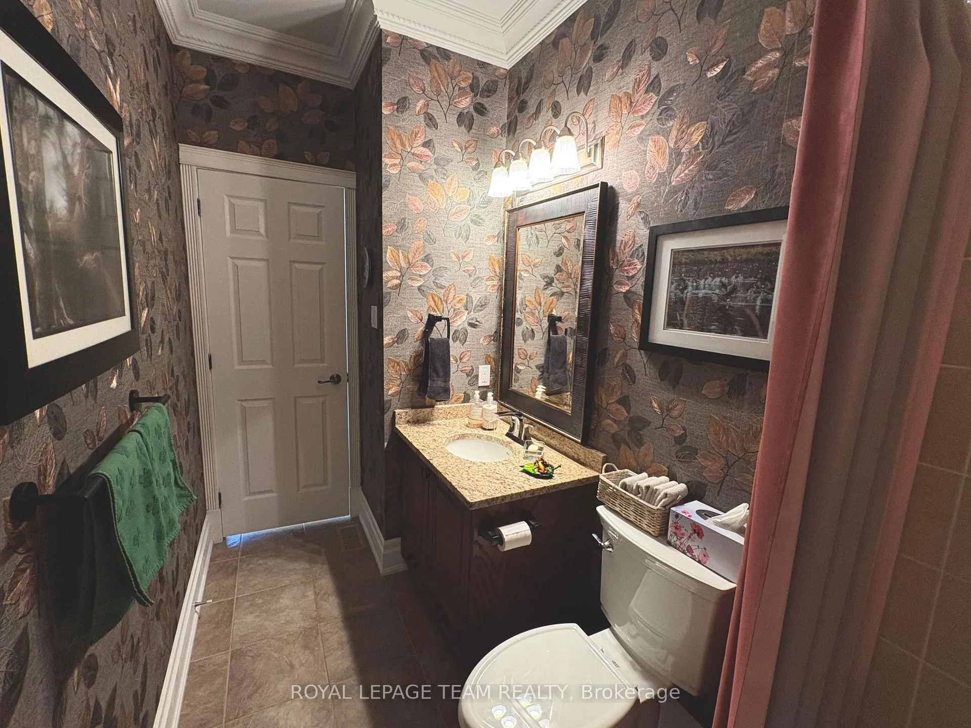 Photo 22 of 34 Goldora Private, Ottawa, Kanata - Kanata Lakes/Heritage Hills — HOMEH