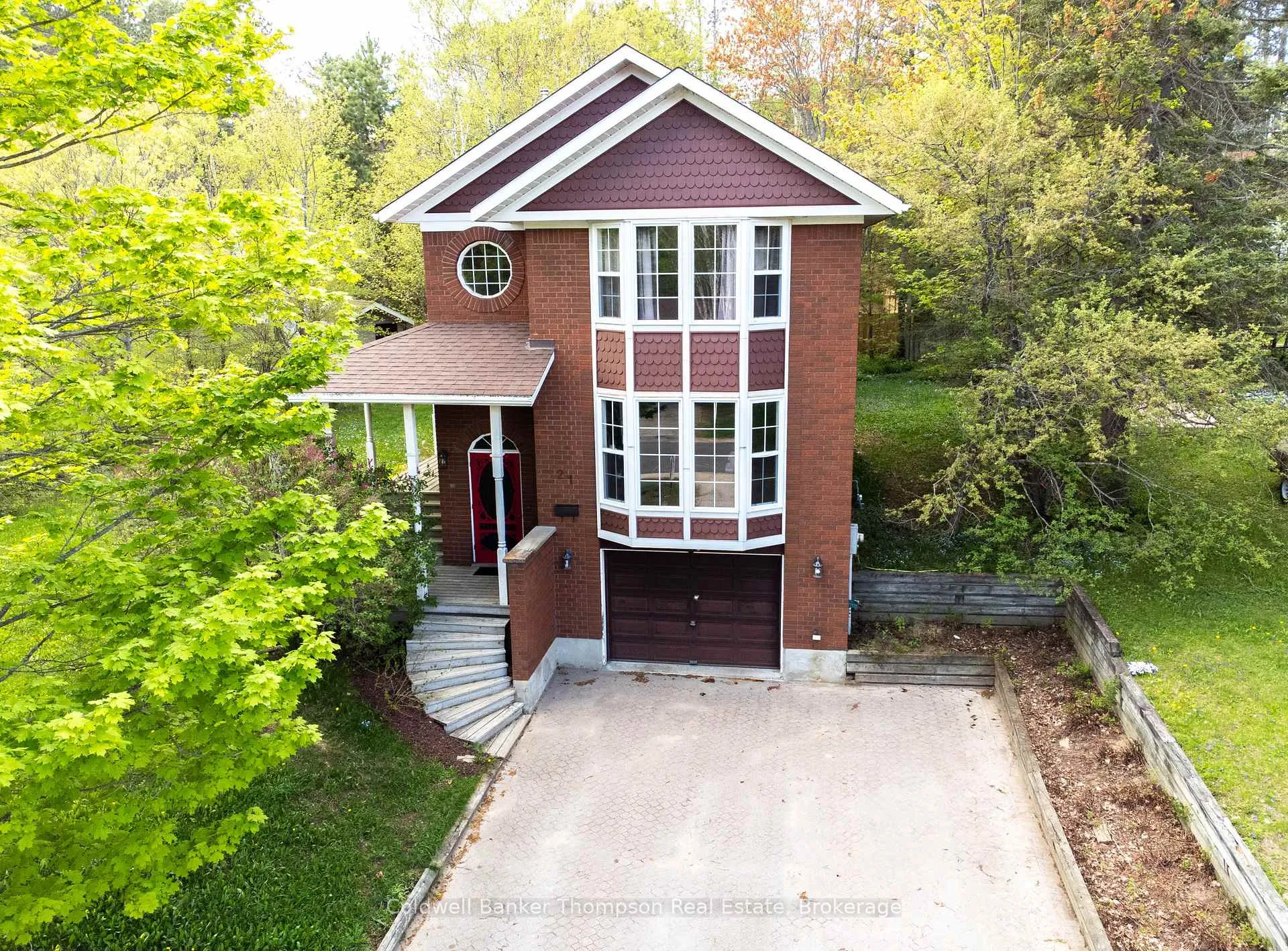 Photo 3 of 21 Birchwood Drive, Sundridge — HOMEH