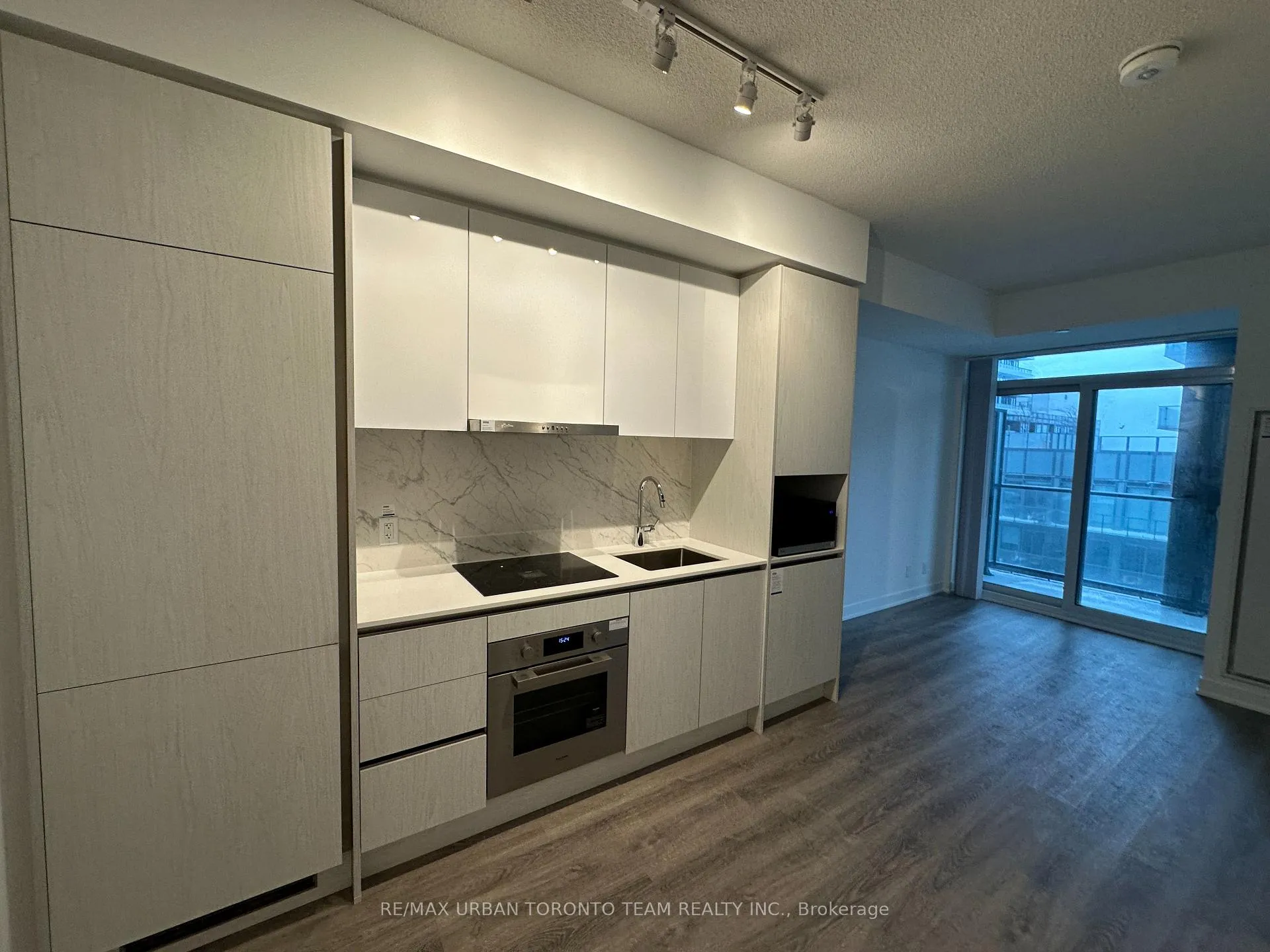 Photo 1 of Unit 2108, 180 Front Street E, Toronto, Moss Park — HOMEH