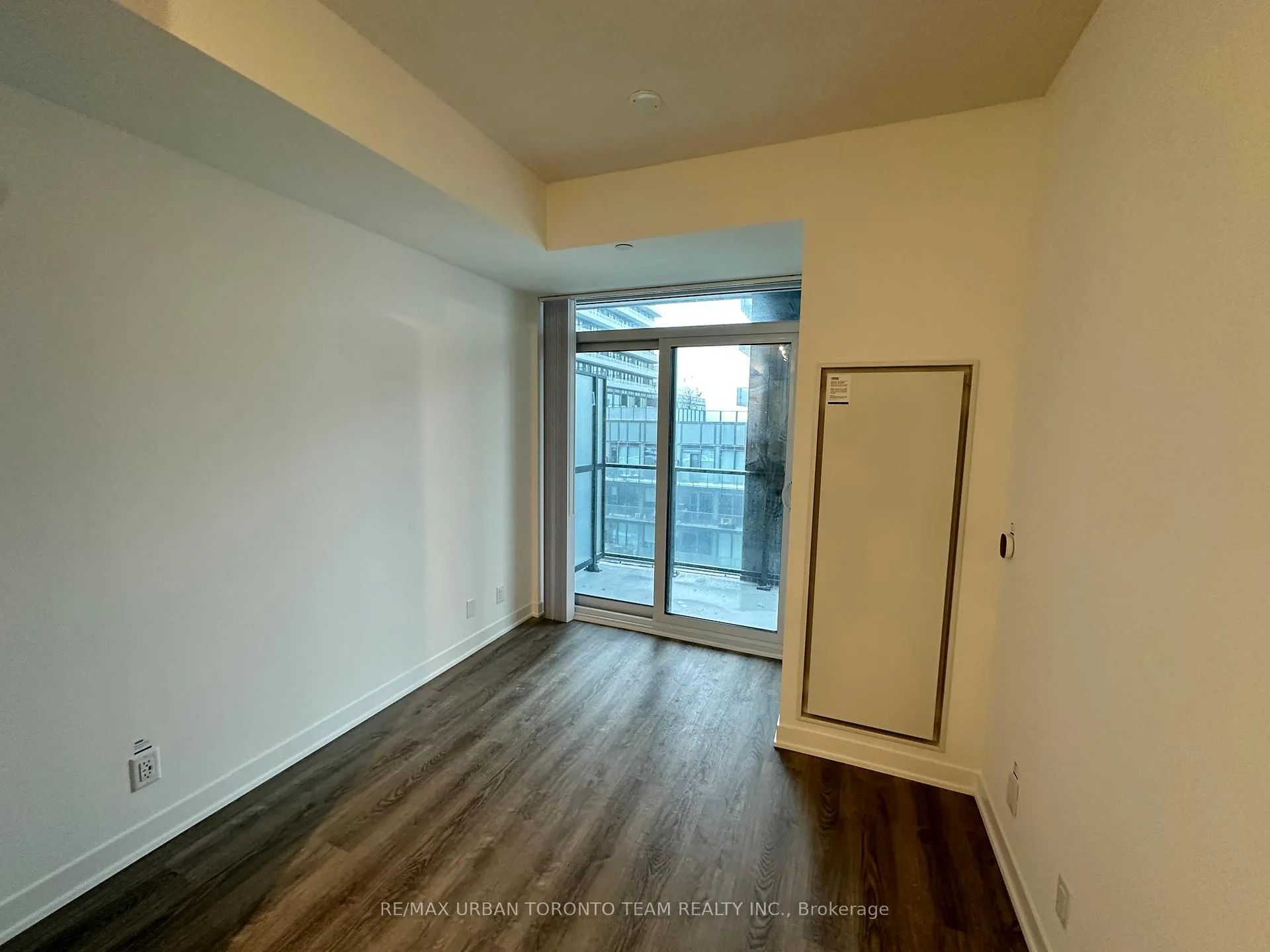 Photo 6 of Unit 2108, 180 Front Street E, Toronto, Moss Park — HOMEH