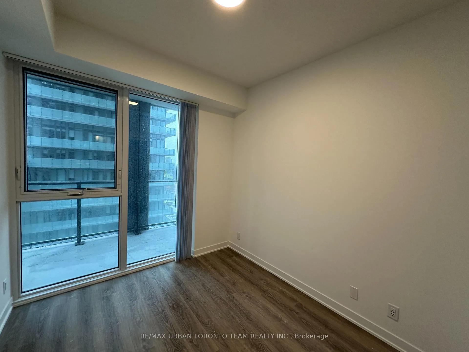 Photo 7 of Unit 2108, 180 Front Street E, Toronto, Moss Park — HOMEH