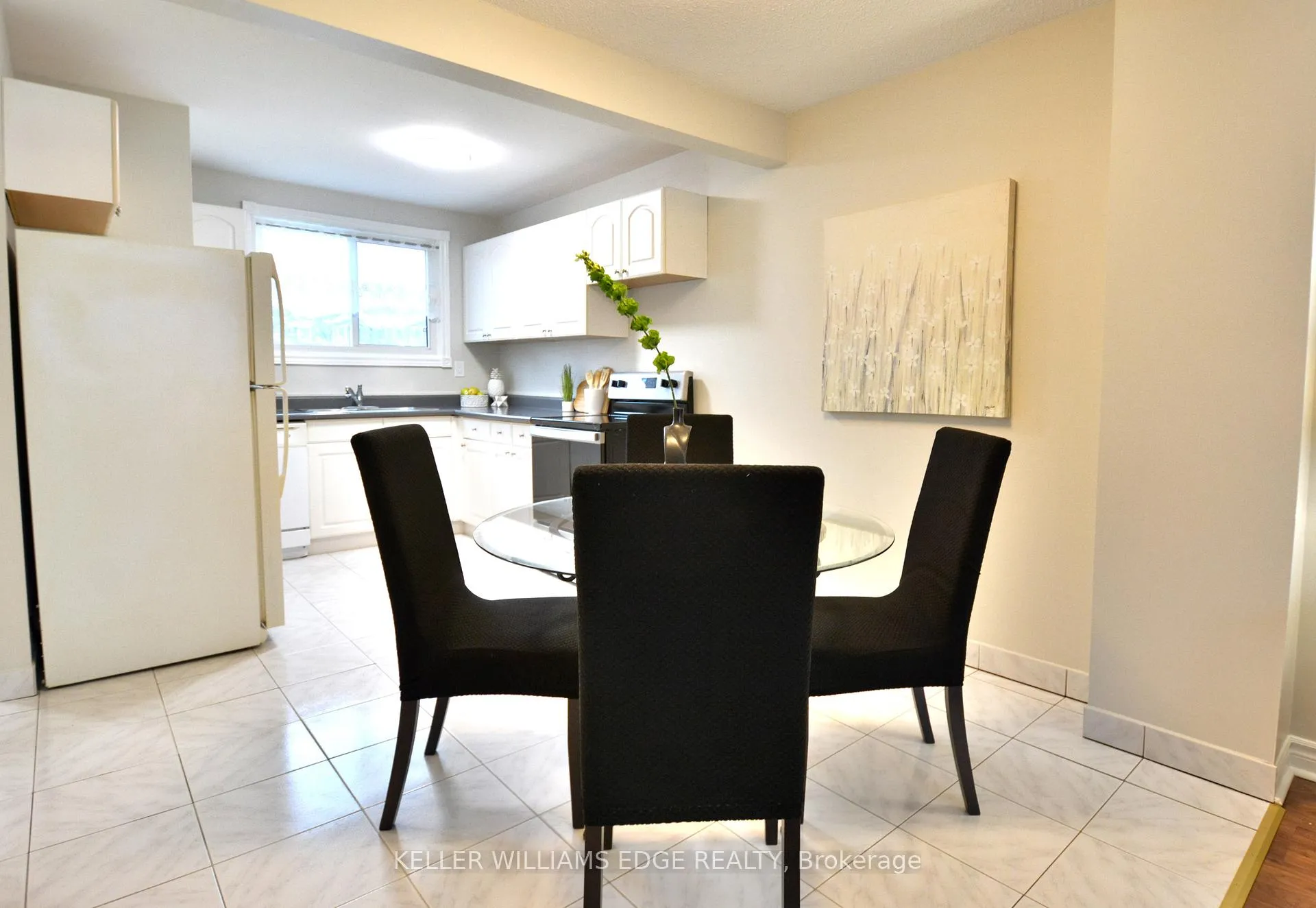 Photo 5 of Unit 5, 120 Quigley Road, Hamilton, Vincent — HOMEH
