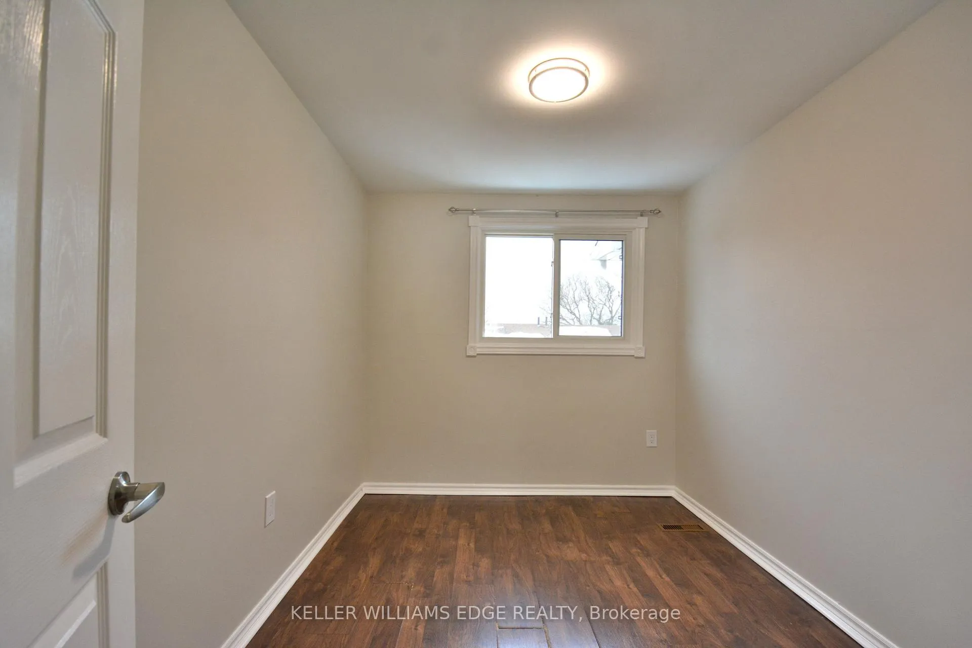 Photo 13 of Unit 5, 120 Quigley Road, Hamilton, Vincent — HOMEH