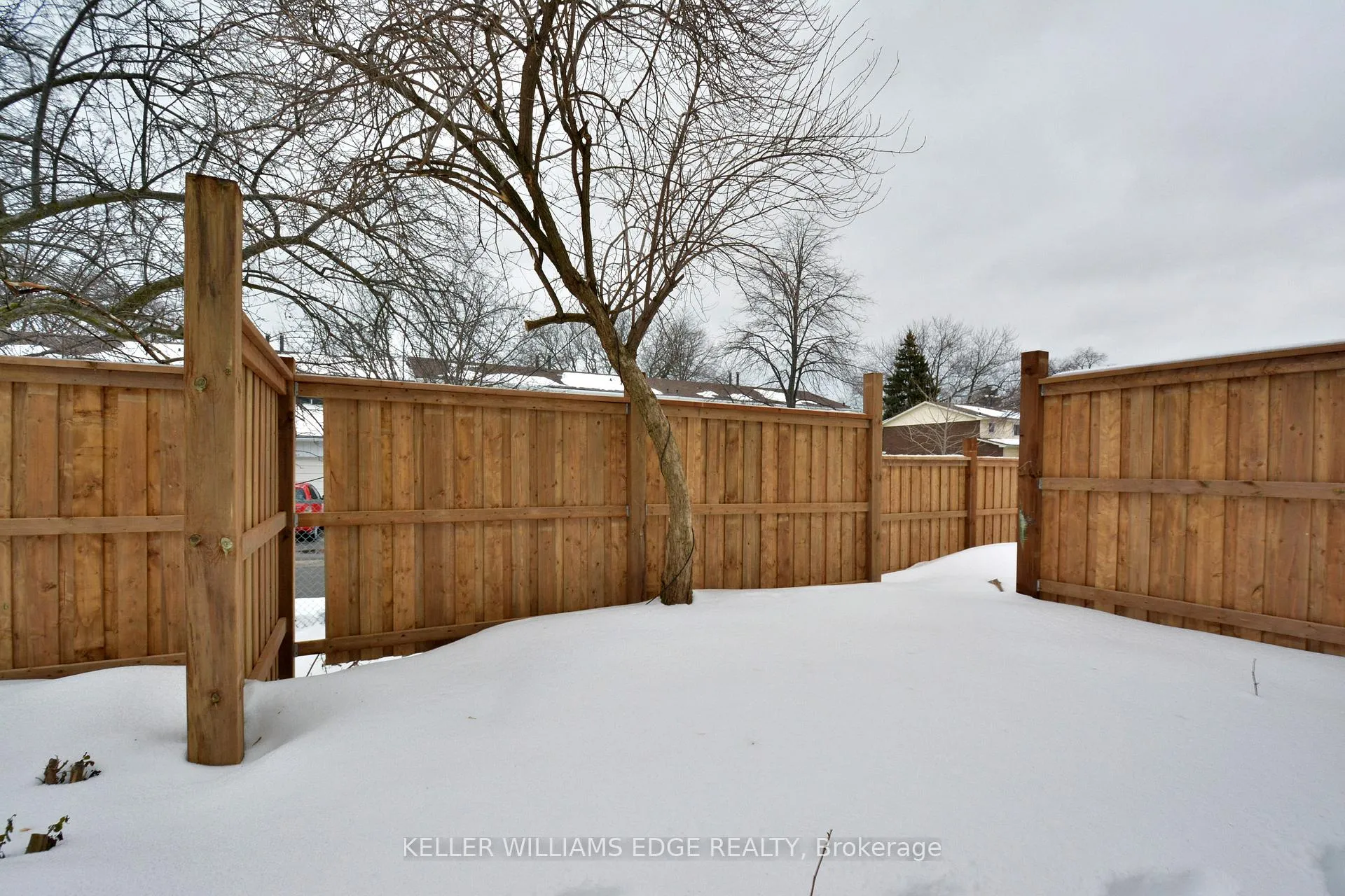 Photo 20 of Unit 5, 120 Quigley Road, Hamilton, Vincent — HOMEH
